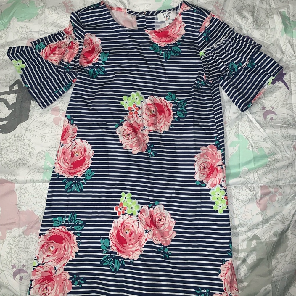 Girls dress